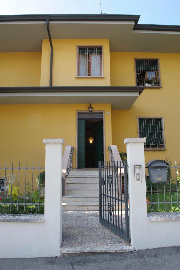 Casa Betty Apartment Peschiera del Garda Ngoại thất bức ảnh